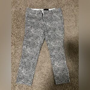 Banana Republic women’s Sloan  Black and White Patterned pants